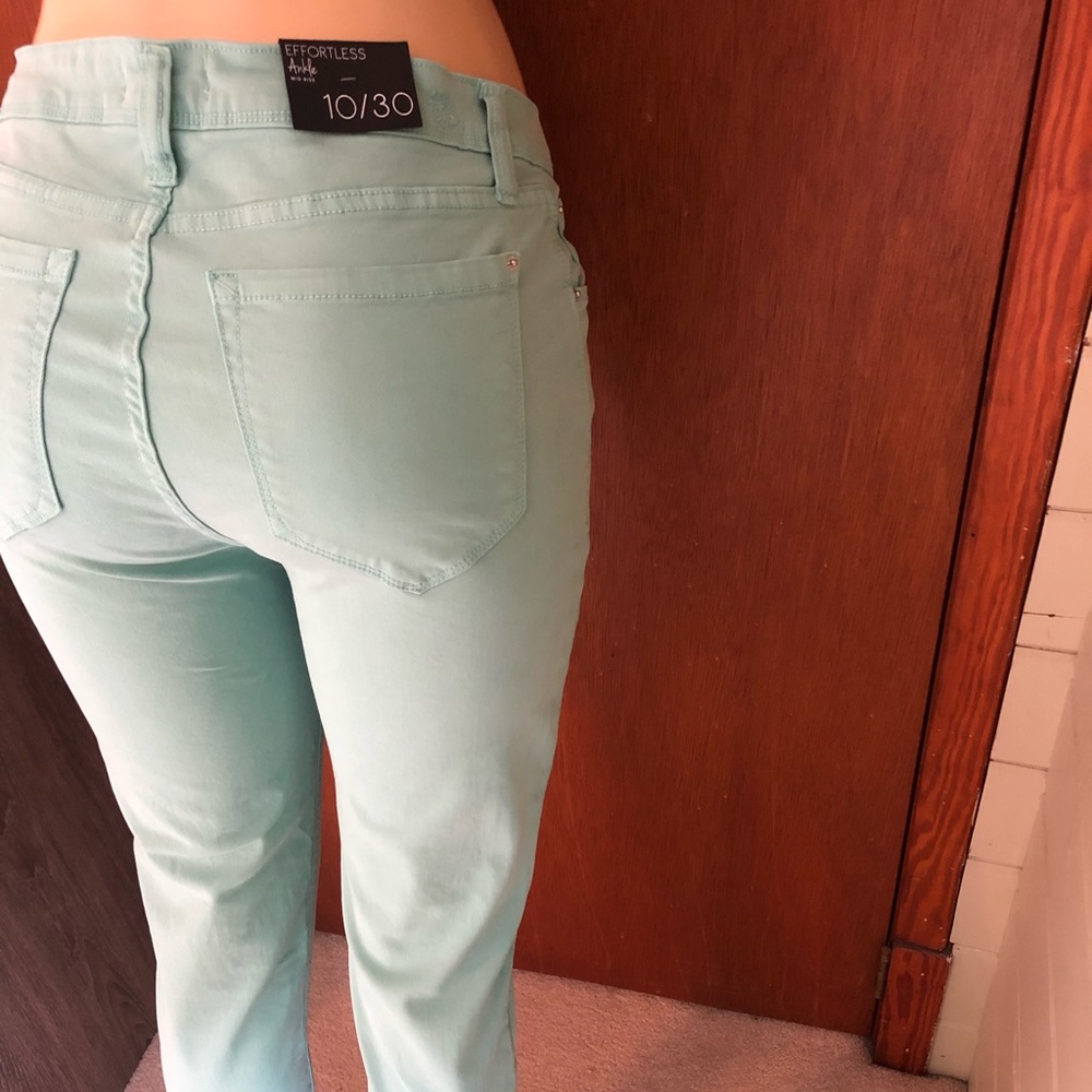 KENSIE DENIM JEANS EFFORTLESS ANKLE MID RISE $58